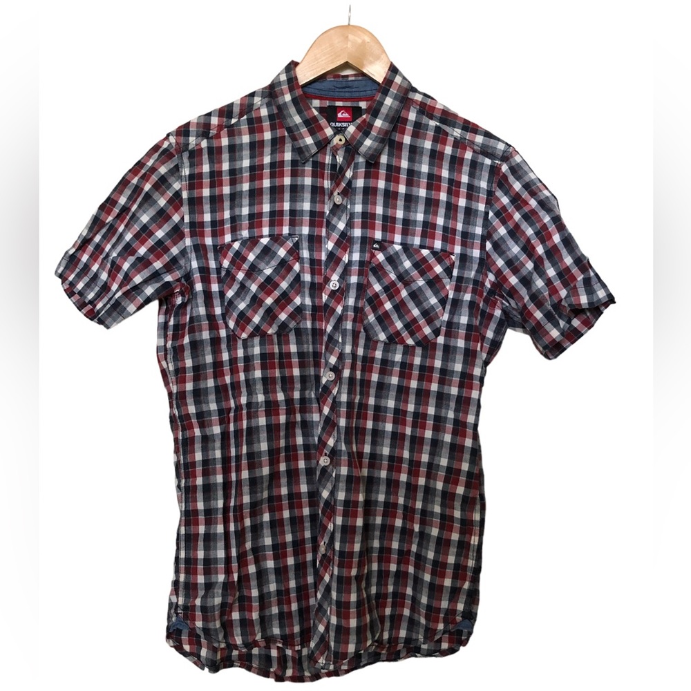 Quiksilver Red, White, and Blue Button Up Shirt Small